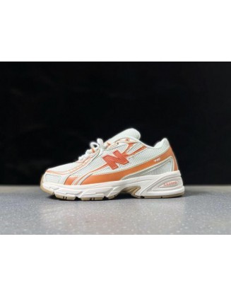 New Balance 740
